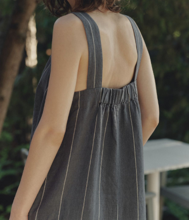 Fustan Lino Fugue – Dark Grey with White Stripe