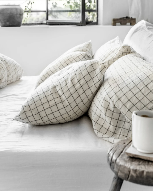 Set Premium Mbulesë Jorgani 100% Liri me Kuadrate Gri të Errët (3 Copë)