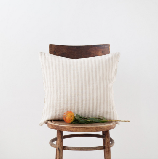 Këllëf Jastëku –  Natural White Stripes