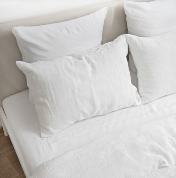 Kellëfi Jorgani – White + 2 këllëf jastëku dhuratë