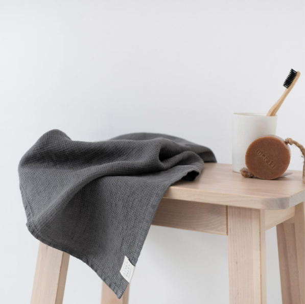 Peshqir lino me teksturë "Fine Waffle" - Dark gray