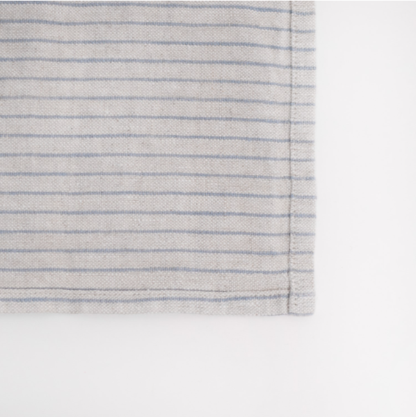 Mbulesë Tavoline – Grey Blue Pinstripe