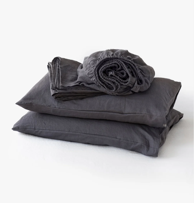 Set Hotelieri Premium – 100% Liri Gri e Errët (Charcoal) (Stone-Washed)