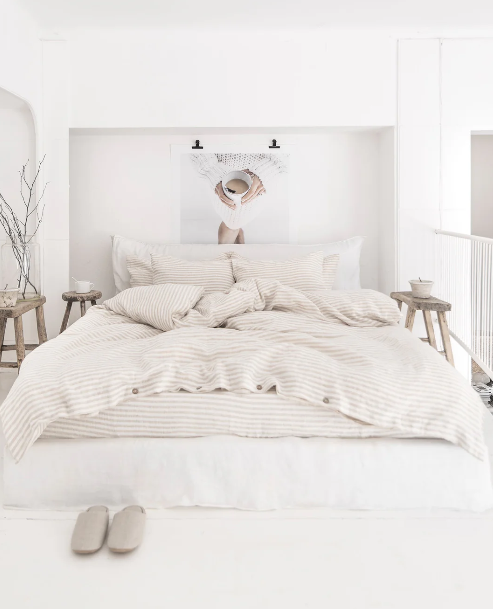 Set Premium Mbulesë Jorgani 100% Liri me Vija Natyrale dhe të Bardha (3 Copë)