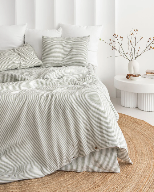 Set Premium Mbulesë Jorgani 100% Liri me Vija Jeshile (3 Copë)